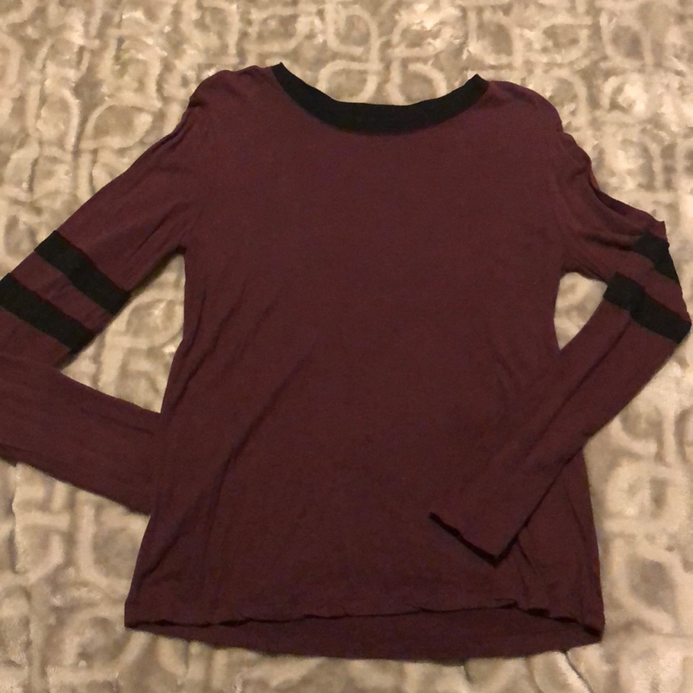 Burgundy and Black Detailed Long Sleeved Top